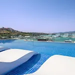 Blu Bay Ξενοδοχείο 5*