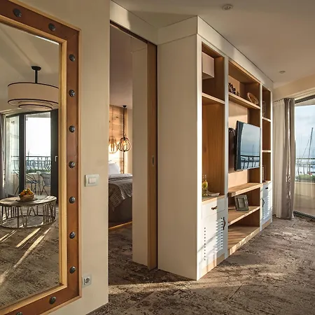 Blu Bay Szálloda 5*