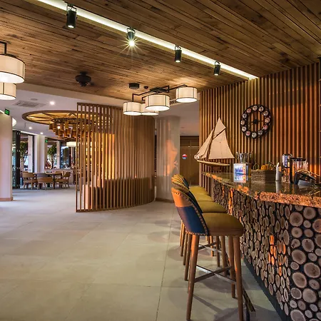 Blu Bay Szálloda 5*
