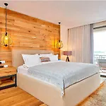 Blu Bay 5*